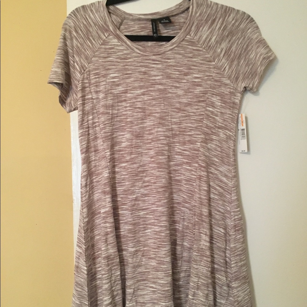 Top - Picture 4 of 6